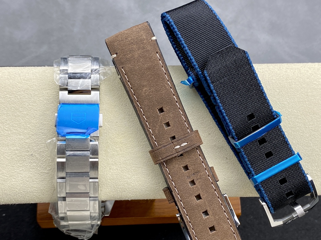 Tag Heuer Autavia Calibre 5 Chronometer WBE5116.EB0173 42mm