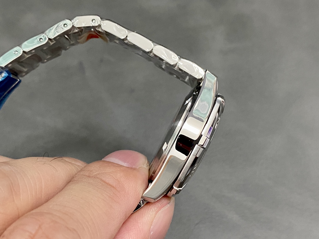 Tag Heuer Aquaracer Blue Dial WBD1312.BA0740 Quartz Ladies 32mm