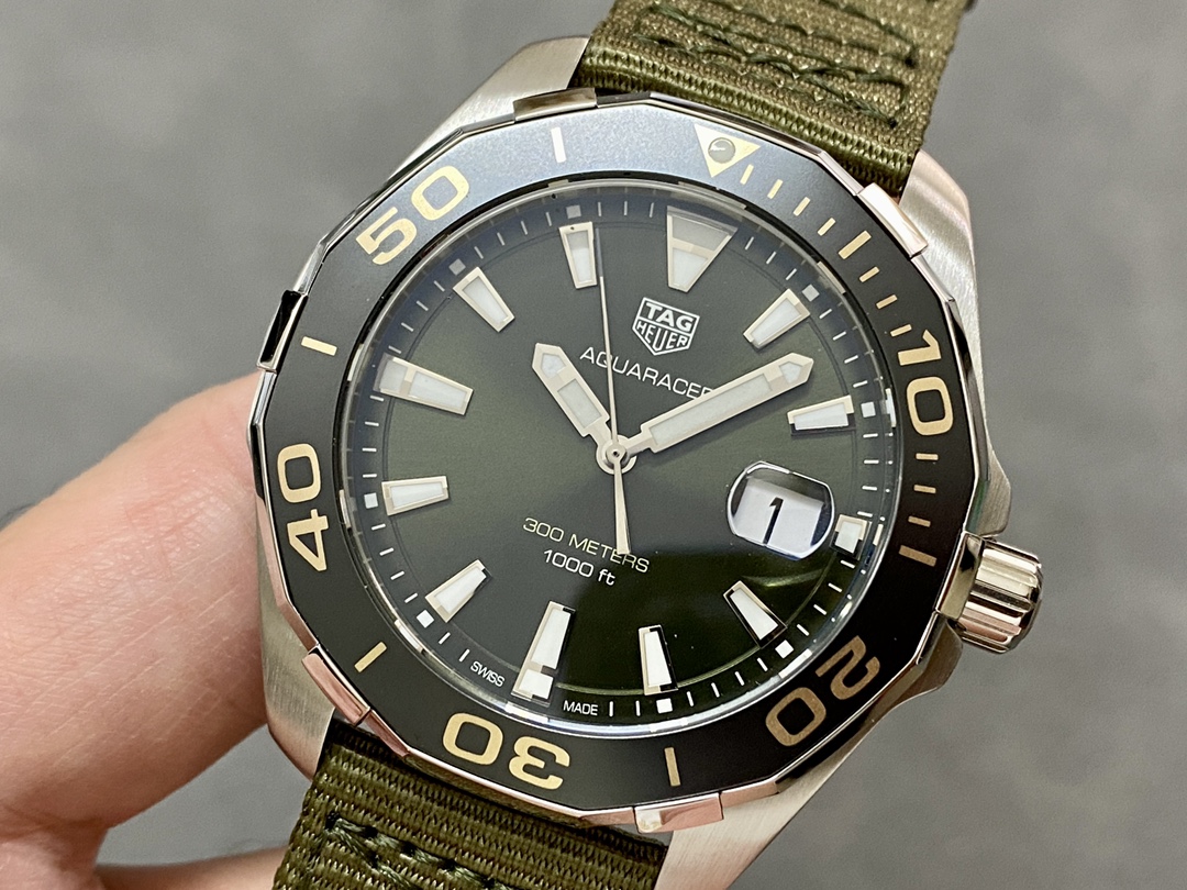 Tag Heuer Aquaracer Grey Dial Men's Watch WAY101L.FC8222 Quartz 43mm