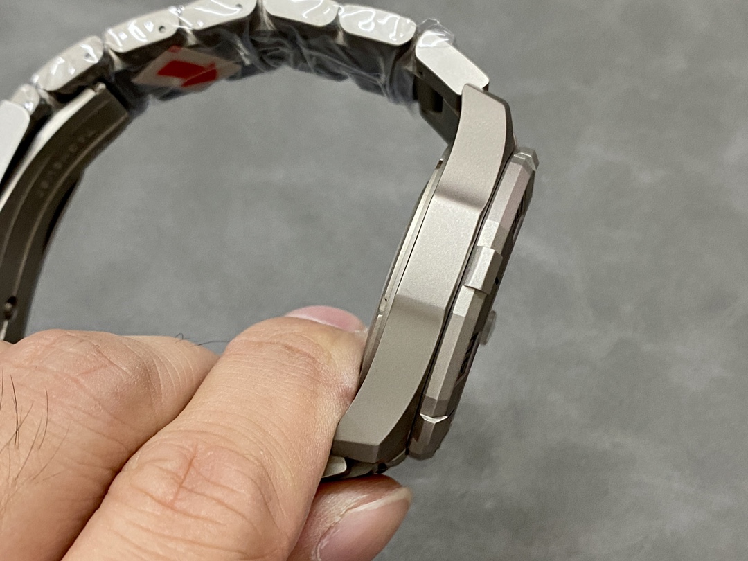 Tag Heuer Aquaracer Bamford Limited Edition WAY208F.BF0638 43mm