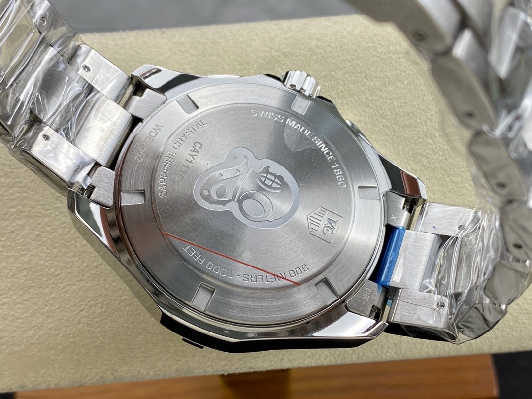 Tag Heuer Aquaracer 300M Chronograph 43mm Quartz Black Dial CAY1110.BA0927