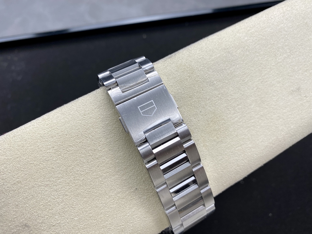 TAG Heuer Carrera Heuer 01 Black Automatic CAR2A1W.BA0703 43mm