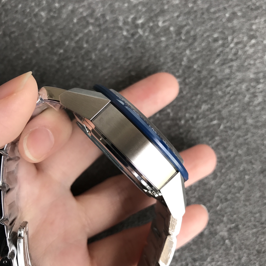 Tag Heuer Carrera Chronograph Automatic CAR201T.BA0766 43mm