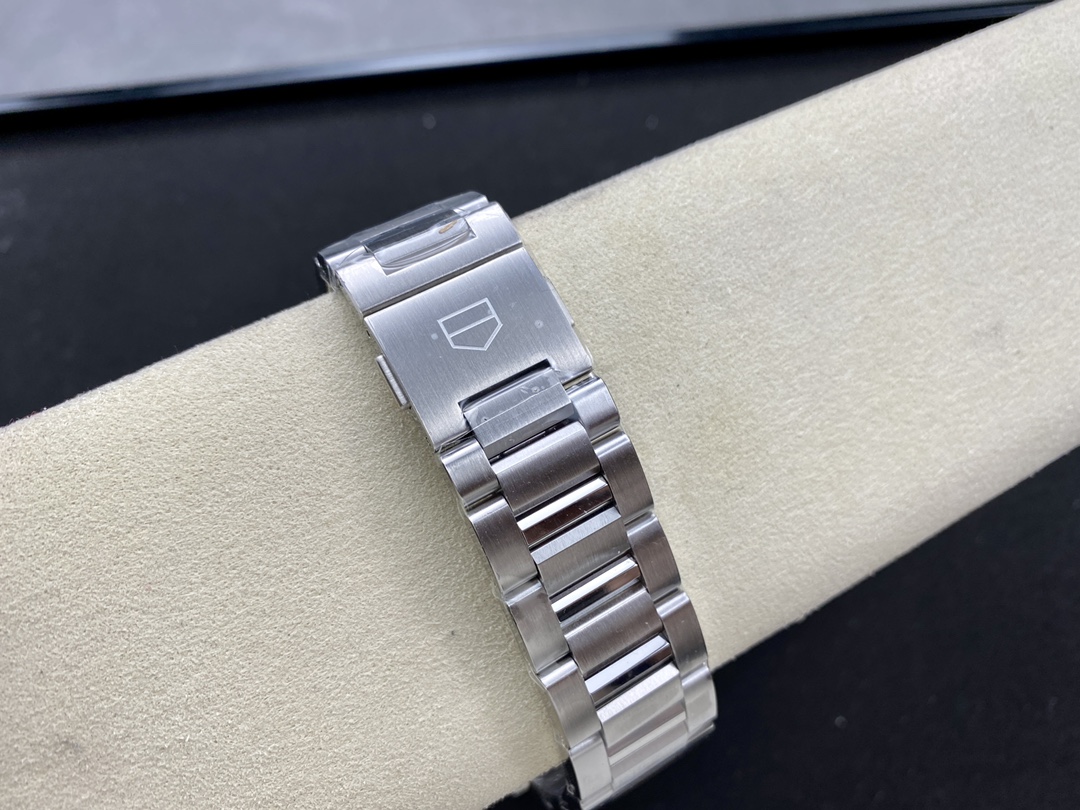 TAG Heuer Carrera Calibre Heuer 01 CAR201Z.BA0714 Automatic 43mm