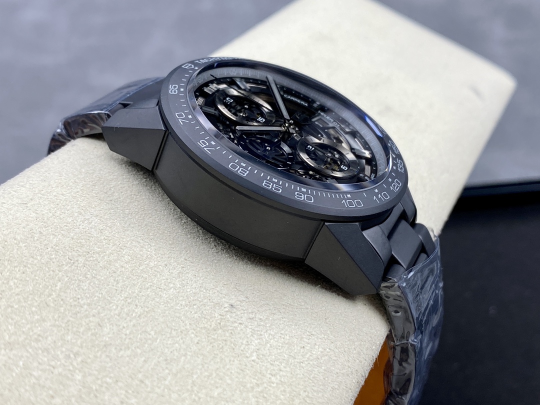 TAG Heuer Carrera Calibre Heuer 01 CAR2090.BH0729 Automatic 43mm