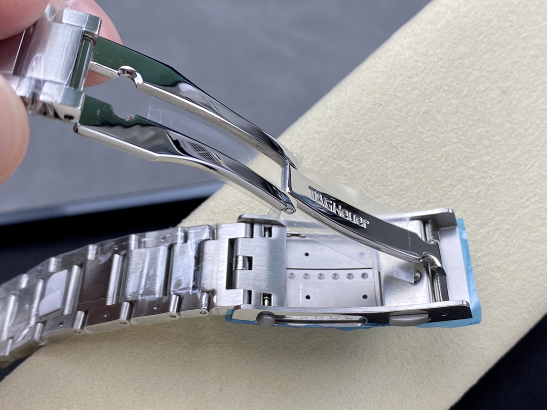 TAG Heuer Aquaracer Professional 300 WBP201A.BA0632 Automatic 43mm