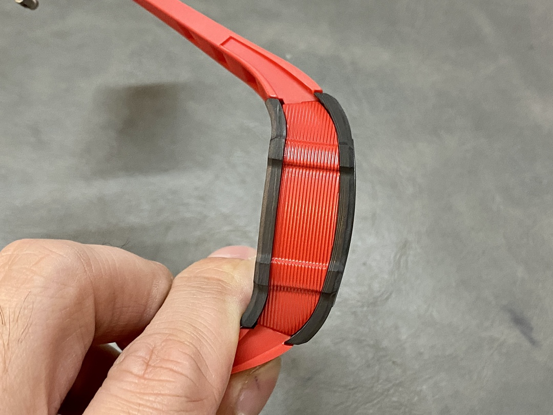 Richard Mille RM 67-02 Extra Flat Italy Carbon TPT Red Yellow