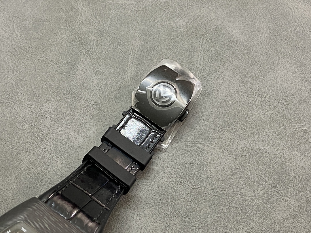 Franck Muller Skeleton V45 T SQT Black Strap 35.6mm×40.6mm