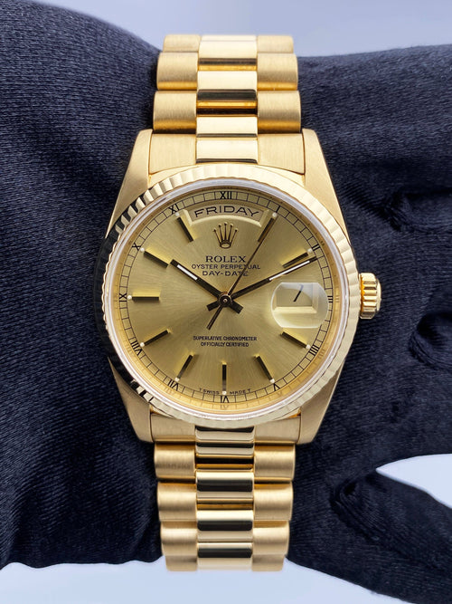 Rolex Day-Date 118208 champagne dial with gold indexes Yellow Gold 36mm Unisex Replica Watch