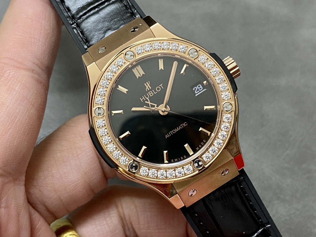 565.OX.1480.LR.1204 Hublot Classic Fusion Automatic 38mm