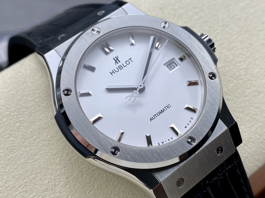 511.NX.2611.LR Hublot Classic Fusion Automatic