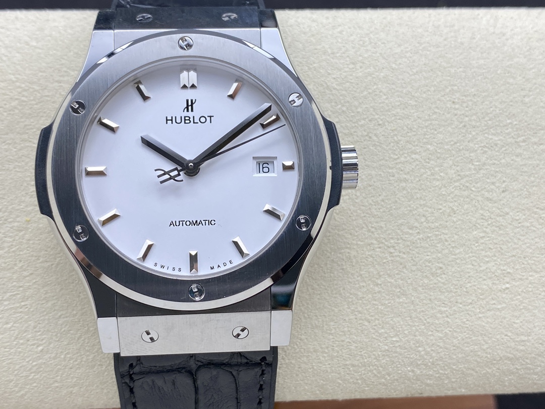 511.NX.2611.LR Hublot Classic Fusion Automatic