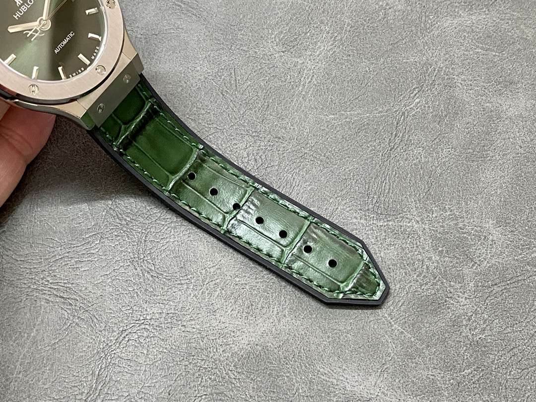 511.NX.8970.LR Hublot Classic Fusion Automatic Green