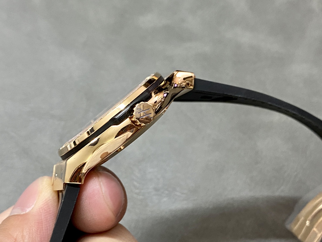 565.OX.1480.LR.1204 Hublot Classic Fusion Automatic 38mm