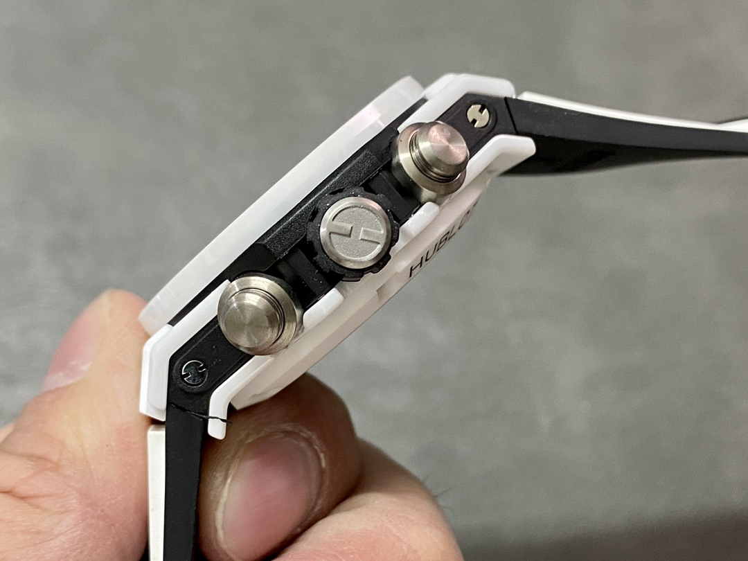 Hublot Big Bang Unico White Ceramic 411.HX.1171.RX