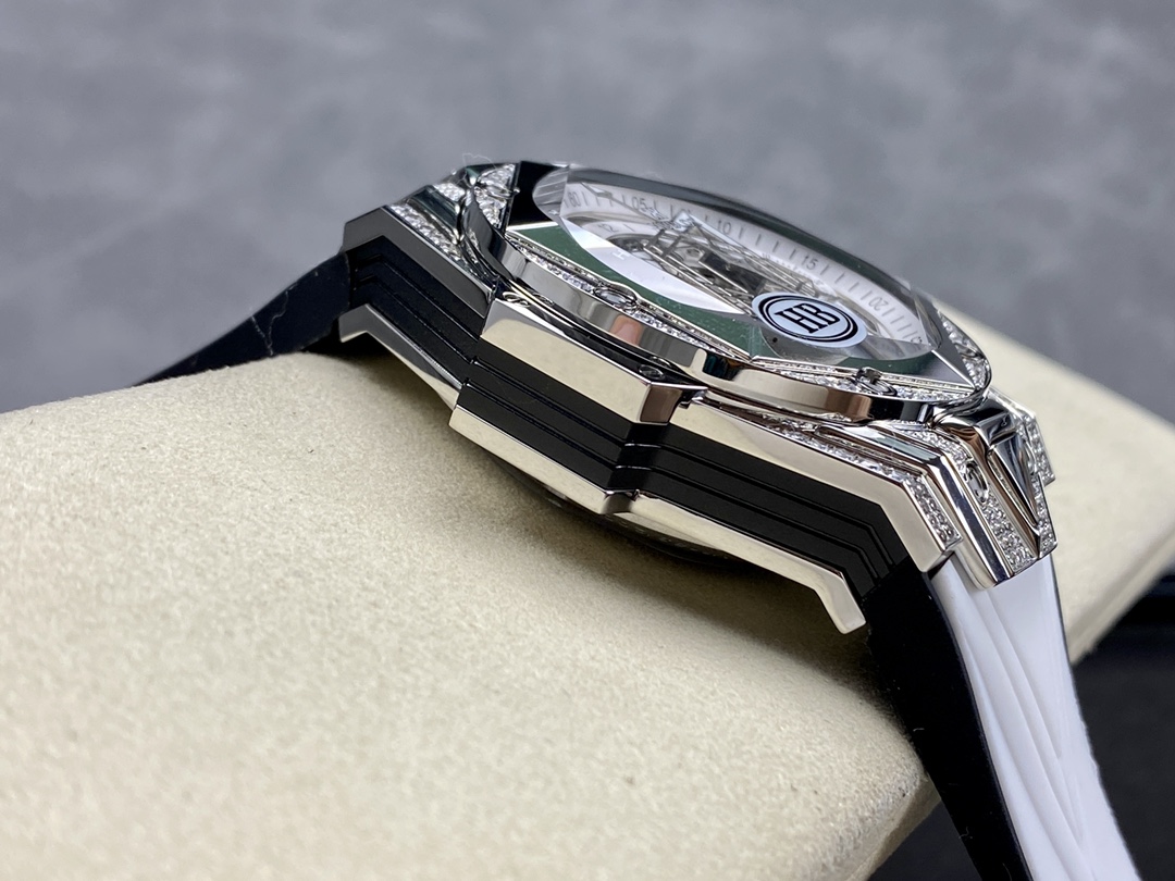 418.NX.2001.RX.1604.MXM20 Hublot Big Bang Partnerships Sang Bleu II Titanium Diamond