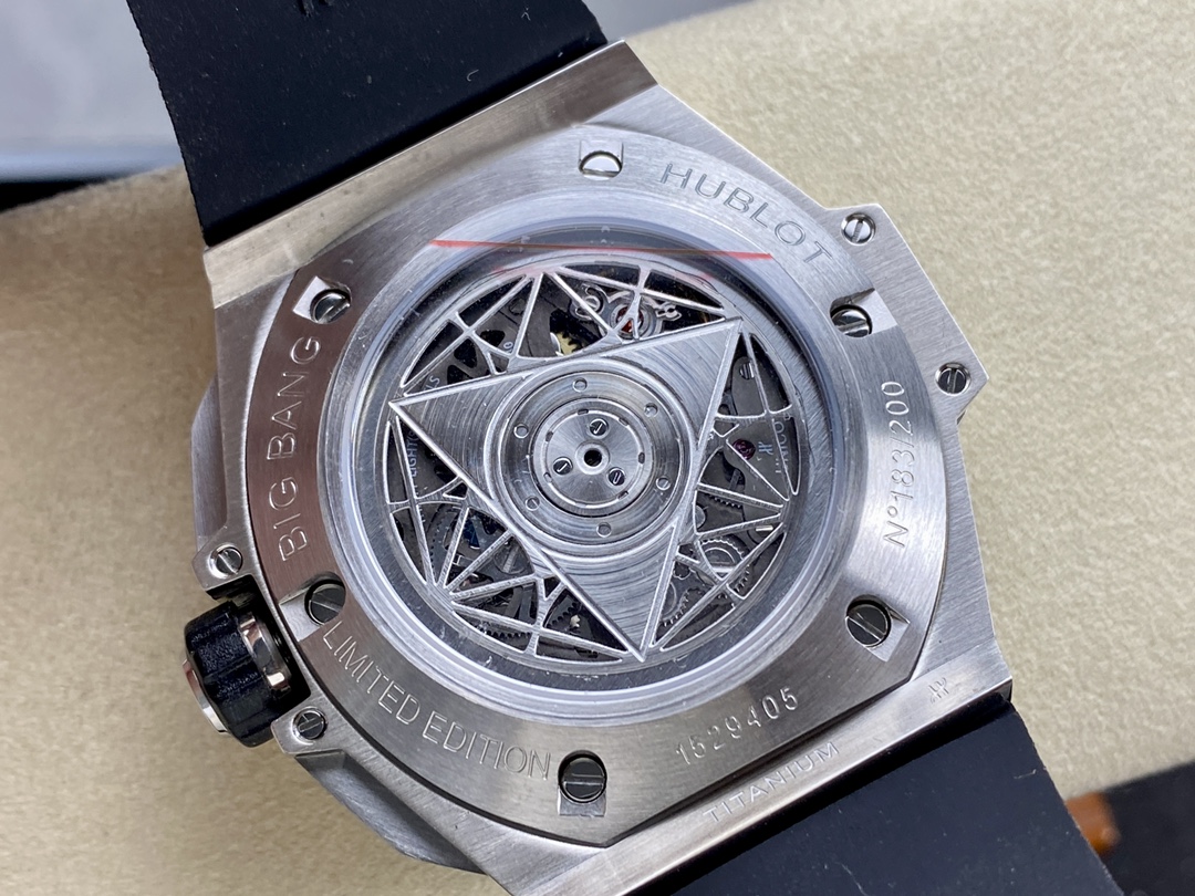Hublot Big Bang Sang Bleu II Titanium 418.NX.5107.RX.1604.MXM20