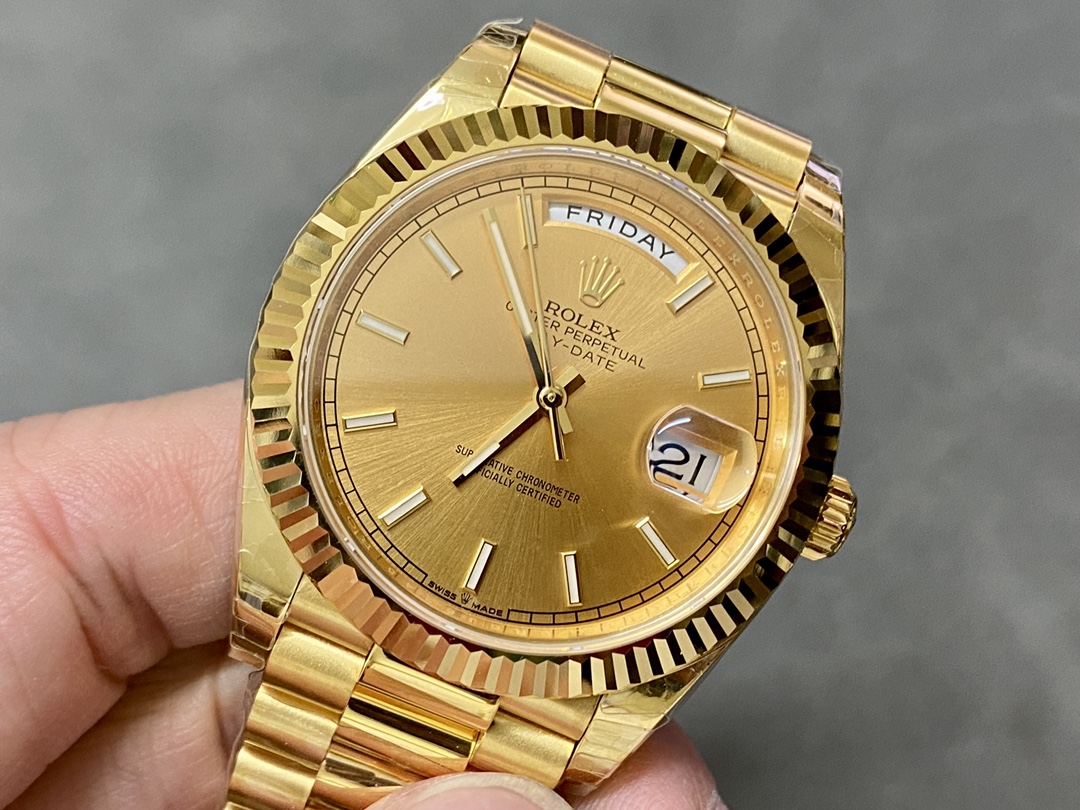 Rolex Day-Date 128238 Fluted Bezel Champagne Index Dial 36MM Unisex Replica Watch