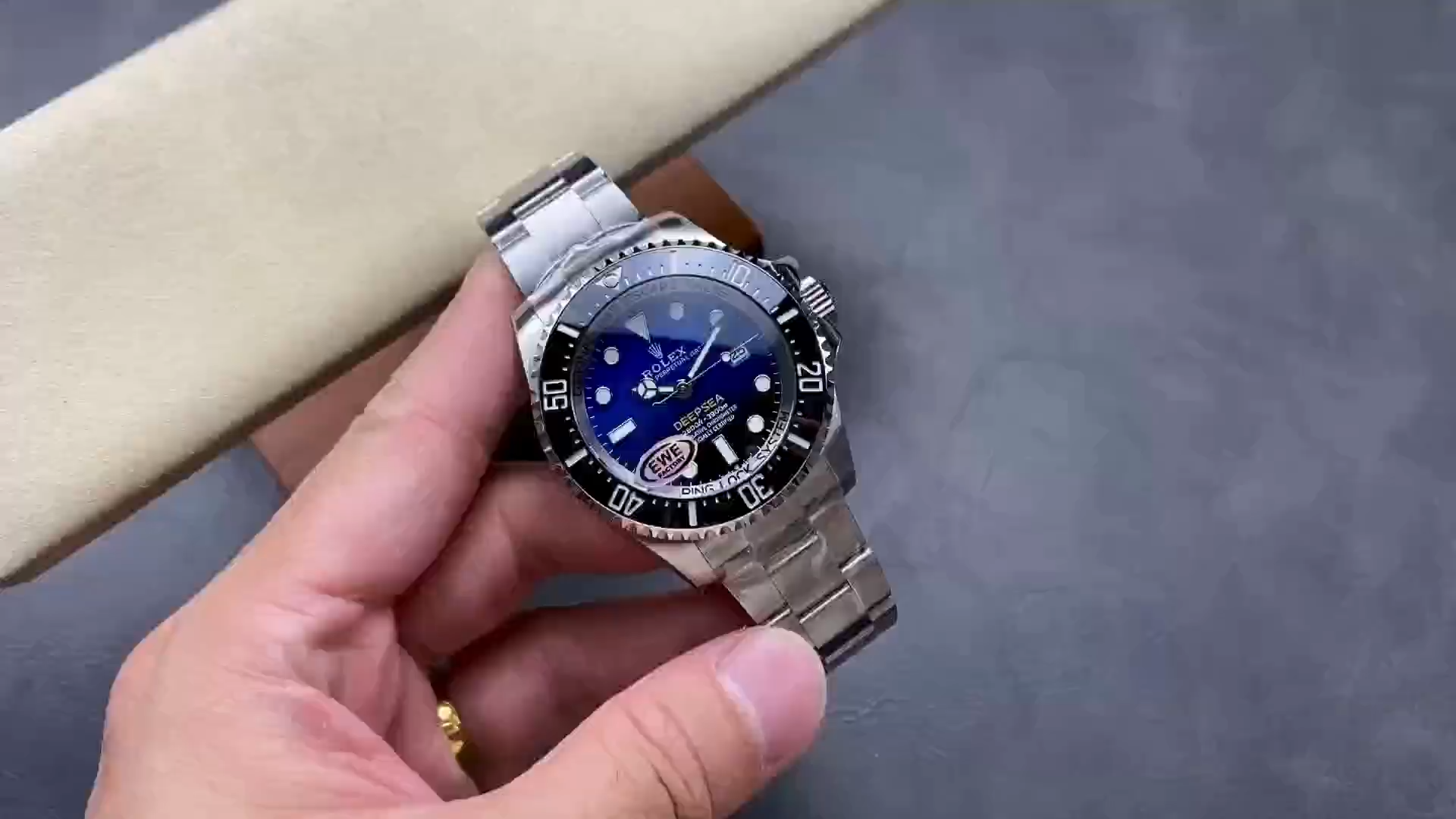 Rolex Sea-Dweller Deepsea 136660 0005 Stainless Steel Black Blue Dial 44MM Mens Replica Watch - Video