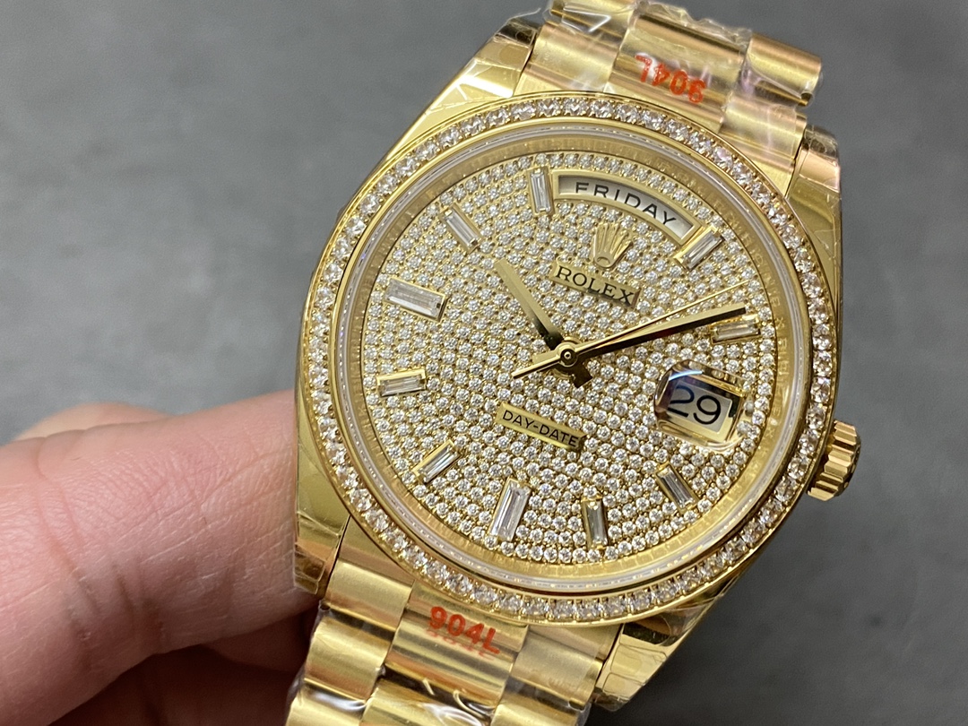 Rolex Day-Date 40 18K Yellow Gold Diamond Paved Dial Diamond m228348rbr 0037