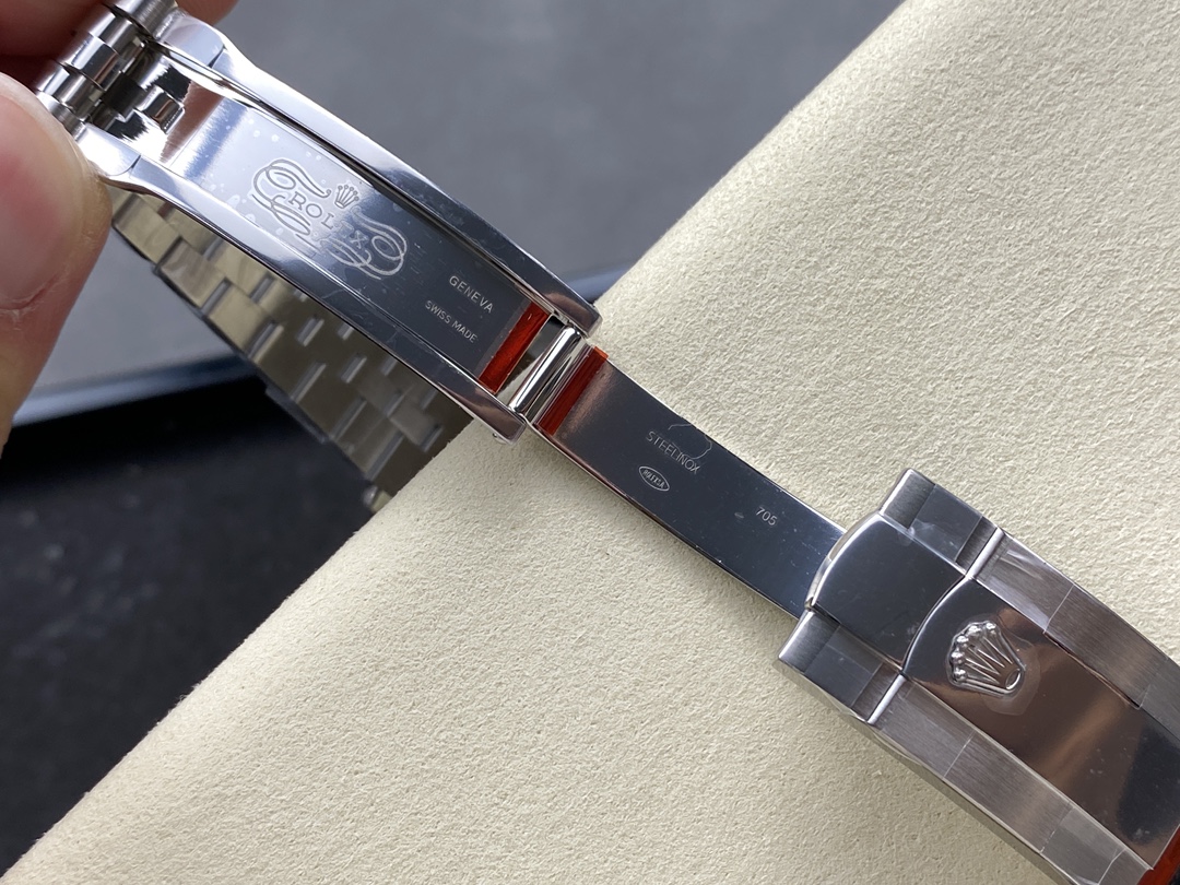 Rolex Datejust 126234 Fluted Bezel Blue Fluted Motif Dial 36MM Unisex Replica Watch