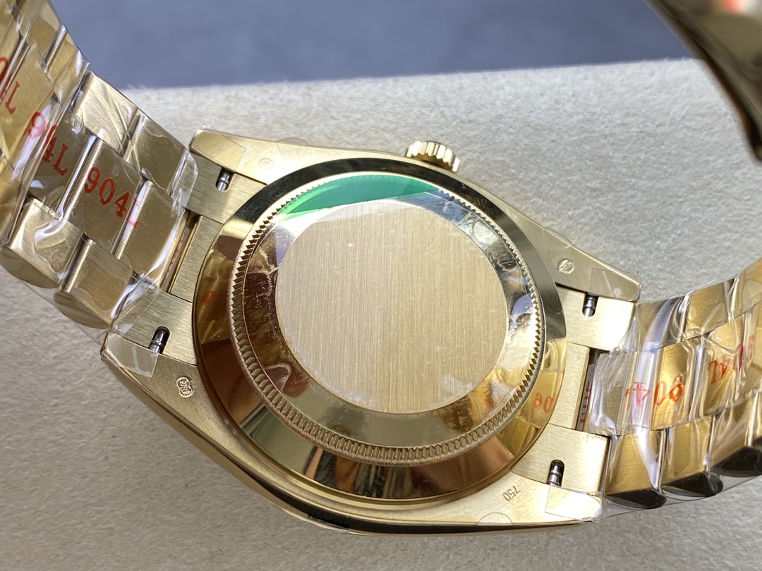 Rolex Day Date 40 Yellow Gold Pave Diamond Dial M228238 0054 Men's Watch