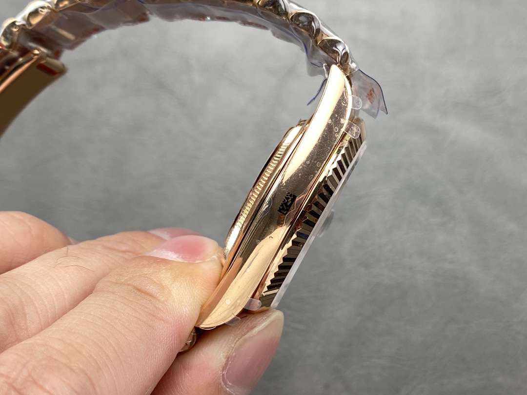 Rolex Day Date 40 Eisenkiesel Baguette Automatic Diamond M228235 0045 Mens Watch