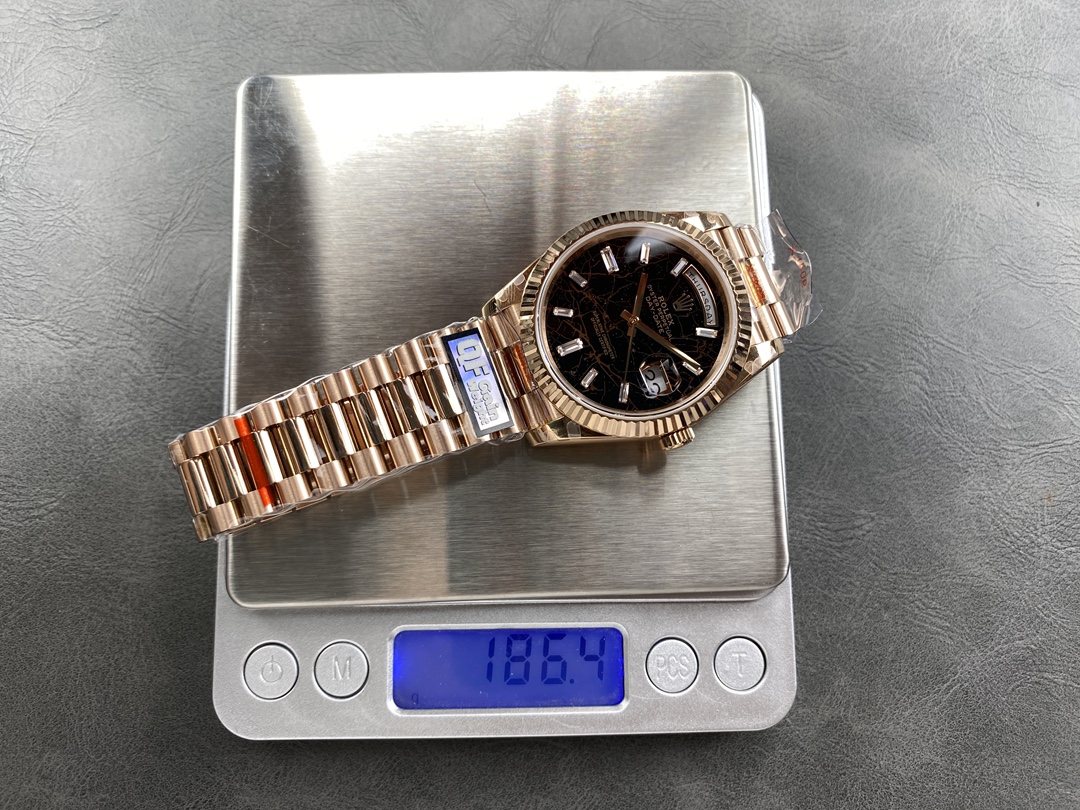 Rolex Day Date 40 Eisenkiesel Baguette Automatic Diamond M228235 0045 Mens Watch