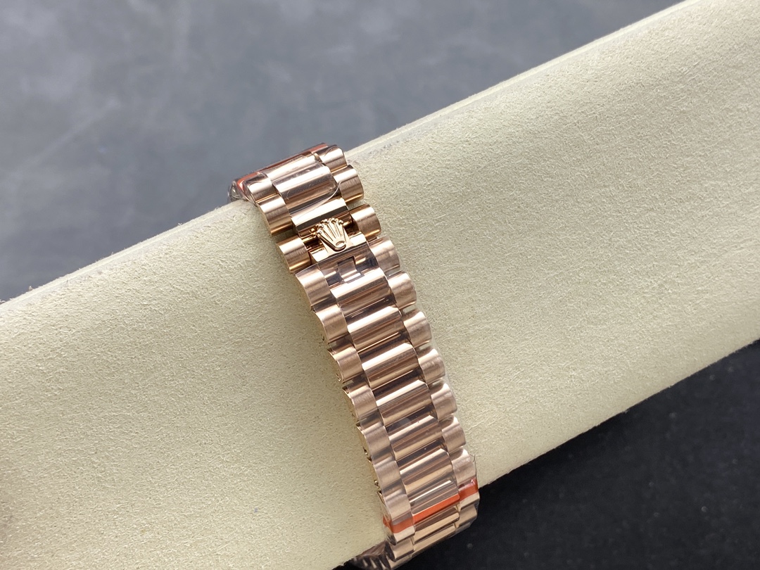 Rolex Day Date 36 Everose Gold Diamond Bezel m128345rbr 0075