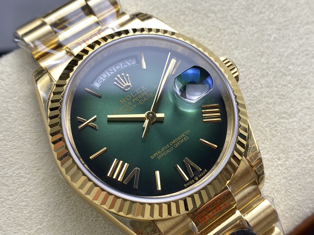 Rolex Day Date 36mm Fluted Bezel Green Ombre Dial President Bracelet m128238 0118