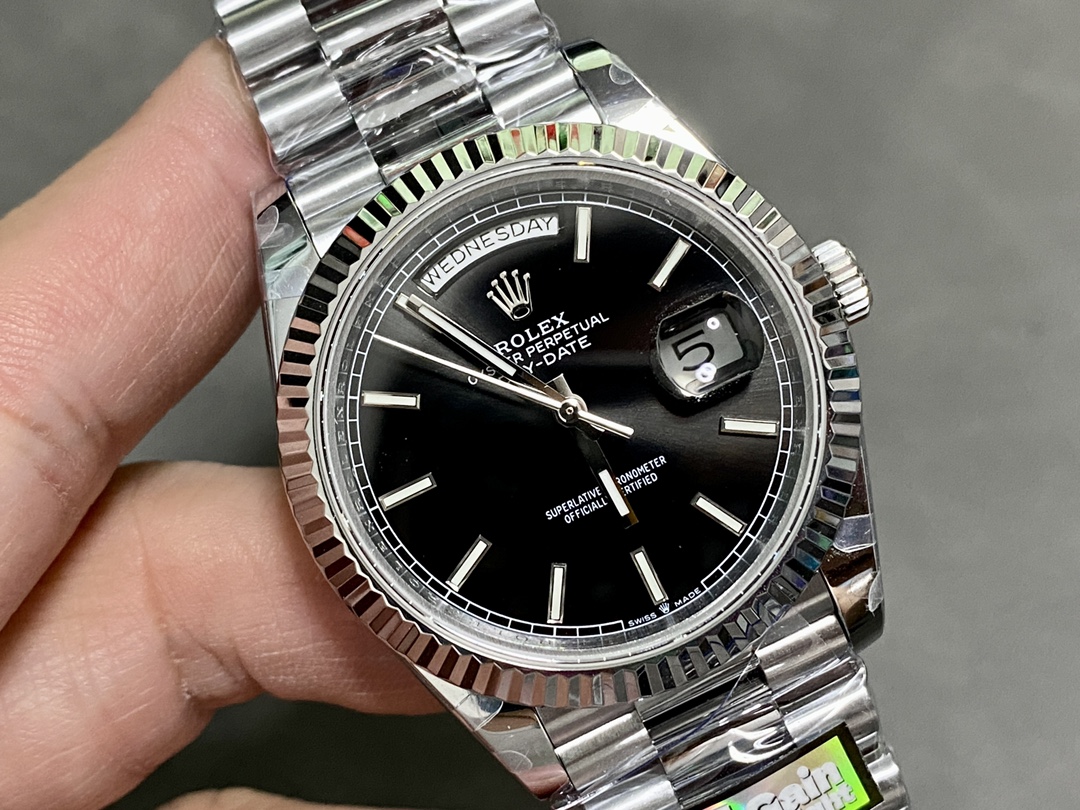 Rolex Day Date 40 Platinum Black Dial M228236 0003 Men's Watch