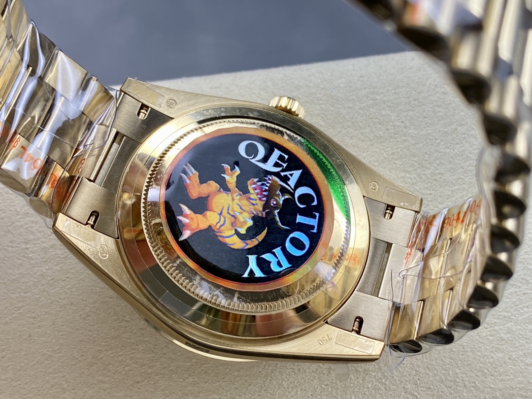 Rolex Day-Date 228348RBR Champagne Diamond Dial Diamond Bezel 40mm Mens Replica Watch