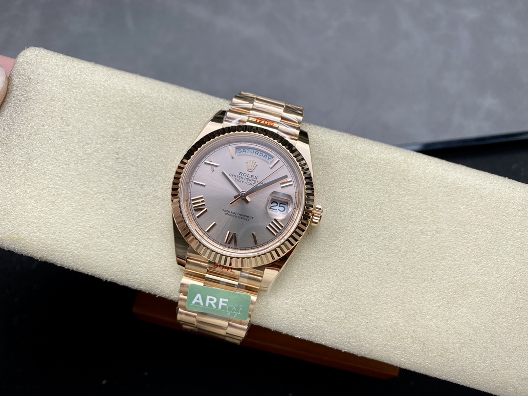 Rolex Day-Date 228235 Sundust Roman Numeral Dial Fluted Bezel 40mm Mens Replica Watch