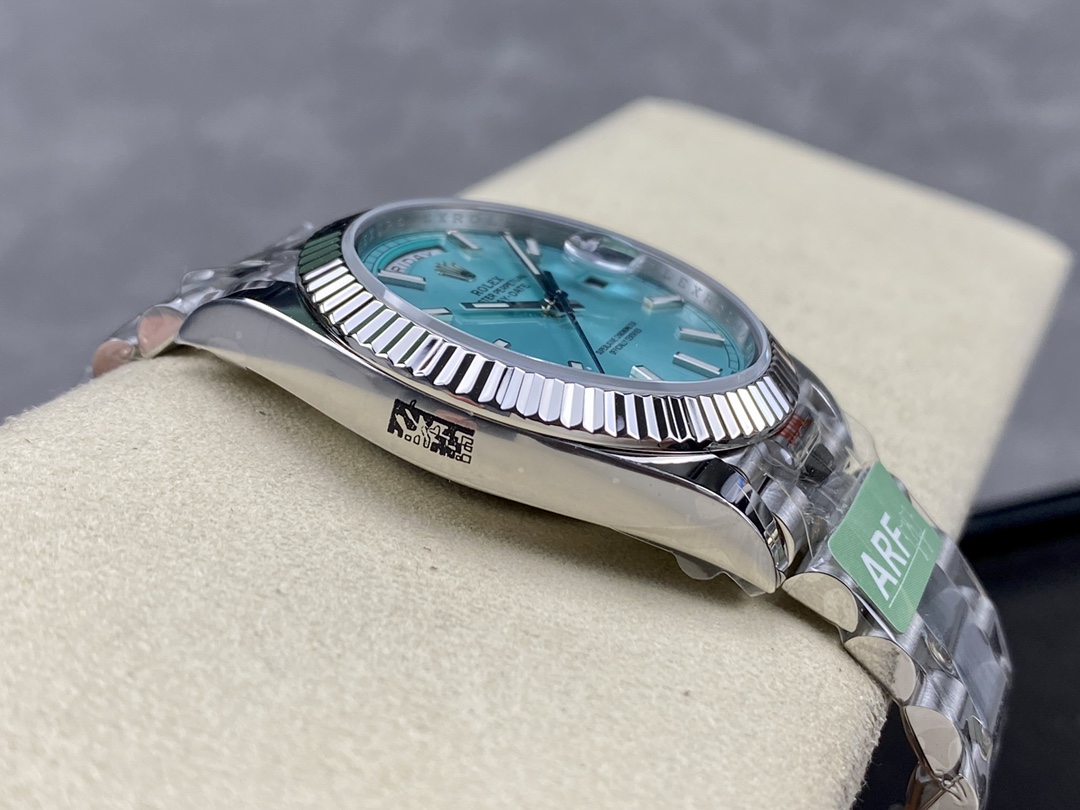 Rolex Day-Date 40 Ice Blue Dial m228236 0018 Men's Watch