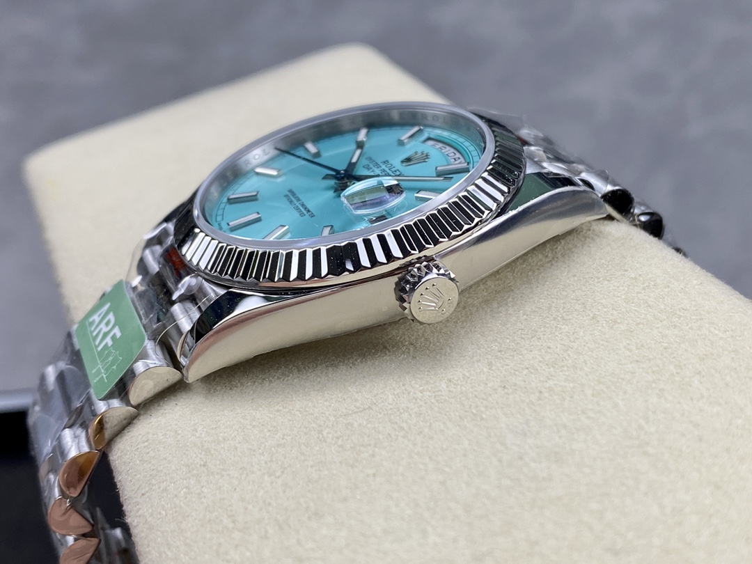 Rolex Day-Date 40 Ice Blue Dial m228236 0018 Men's Watch