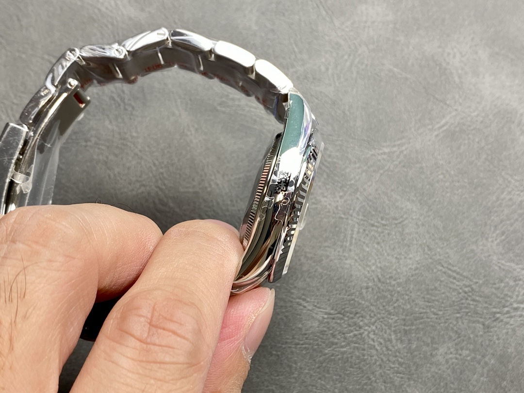 Rolex Datejust 36 White Gold Fluted Bezel 126234 0052 Unisex Watch