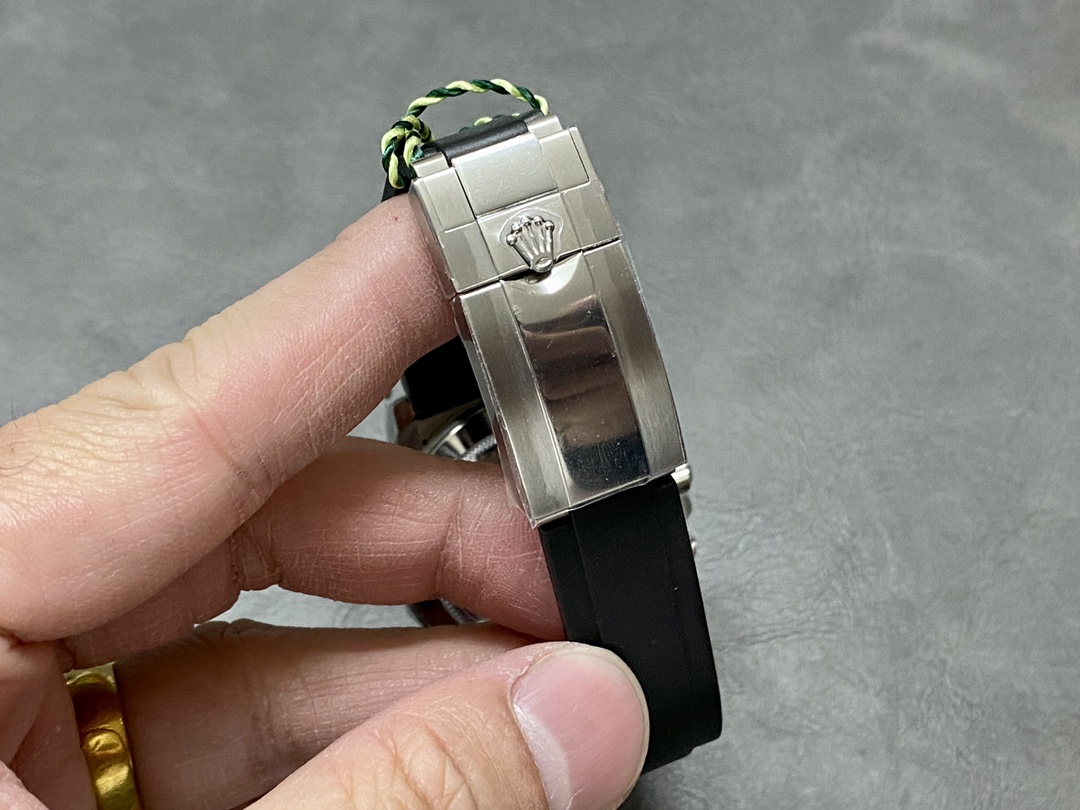 Rolex Daytona Cosmograph 116519 Blue Dial 40mm Mens Replica Watch