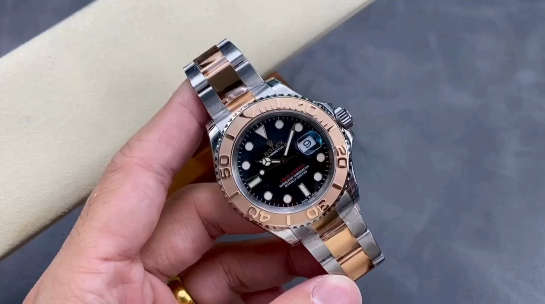 Rolex Yacht-Master 126621 EverRose Gold Black Dial 40MM Mens Replica Watch - Video