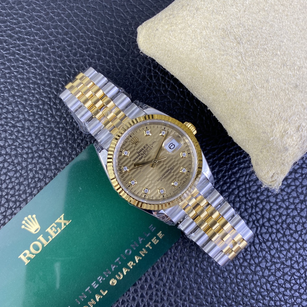 Rolex Datejust 36 126233 0045 Champagne Fluted Motif Diamond Dial