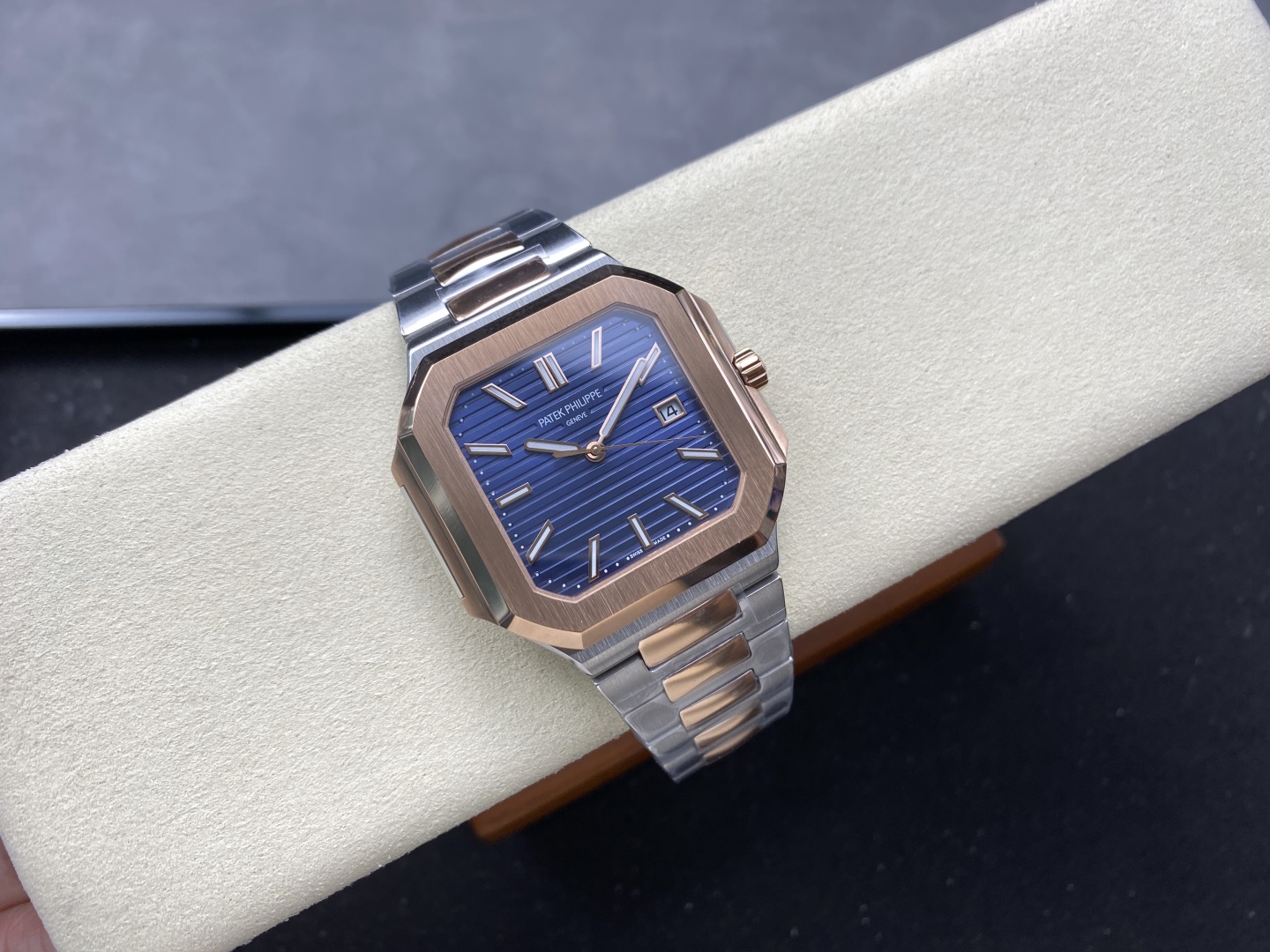 Patek Philippe Cubitus 5821/1AR-001 Stainless Steel Rose Gold Blue Dial Men's Watch