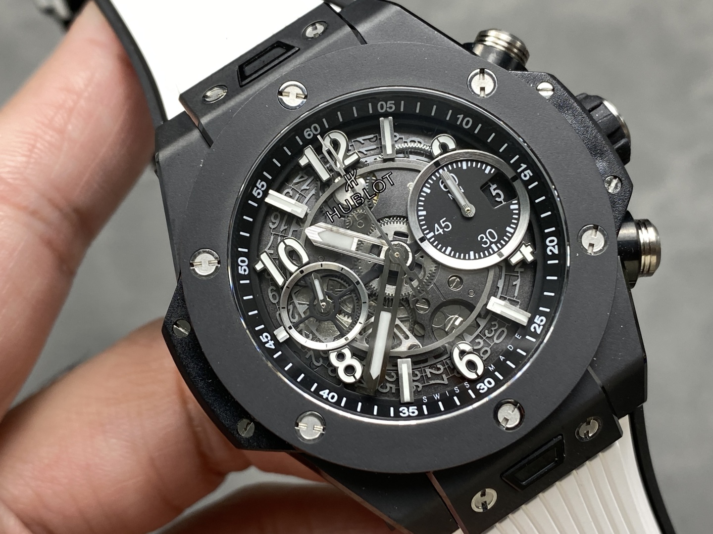 Hublot Big Bang Unico Skeleton Dial 421.CI.1170.RX White Rubber Strap Men's Replica Watch