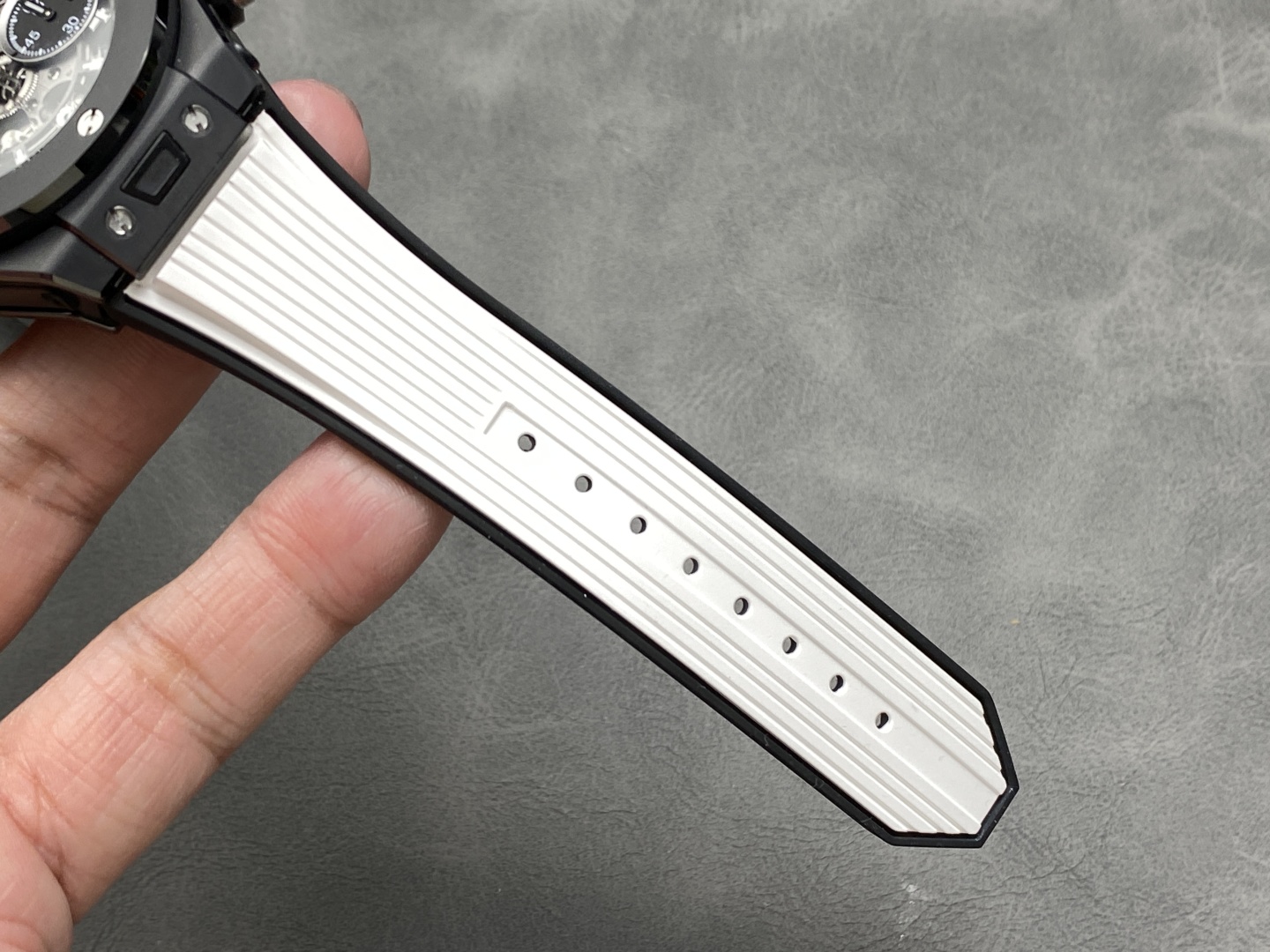 Hublot Big Bang Unico Skeleton Dial 421.CI.1170.RX White Rubber Strap Men's Replica Watch