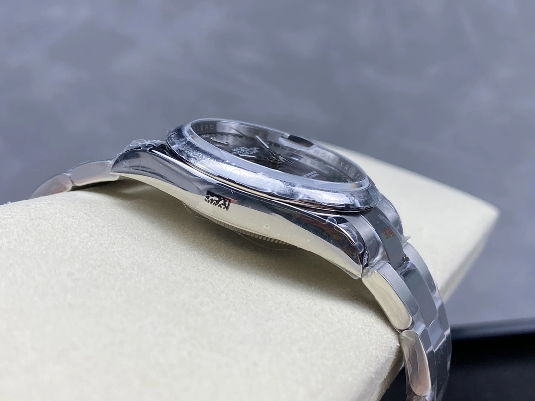 Rolex Datejust 36 Wimbledon Dial Midsize M126234 0046 Luxury Unisex Watch