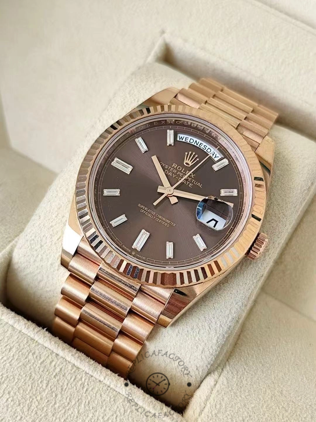 Rolex Day Date 40 18kt Everose Gold Rolex President Chocolate Dial m228235 0003