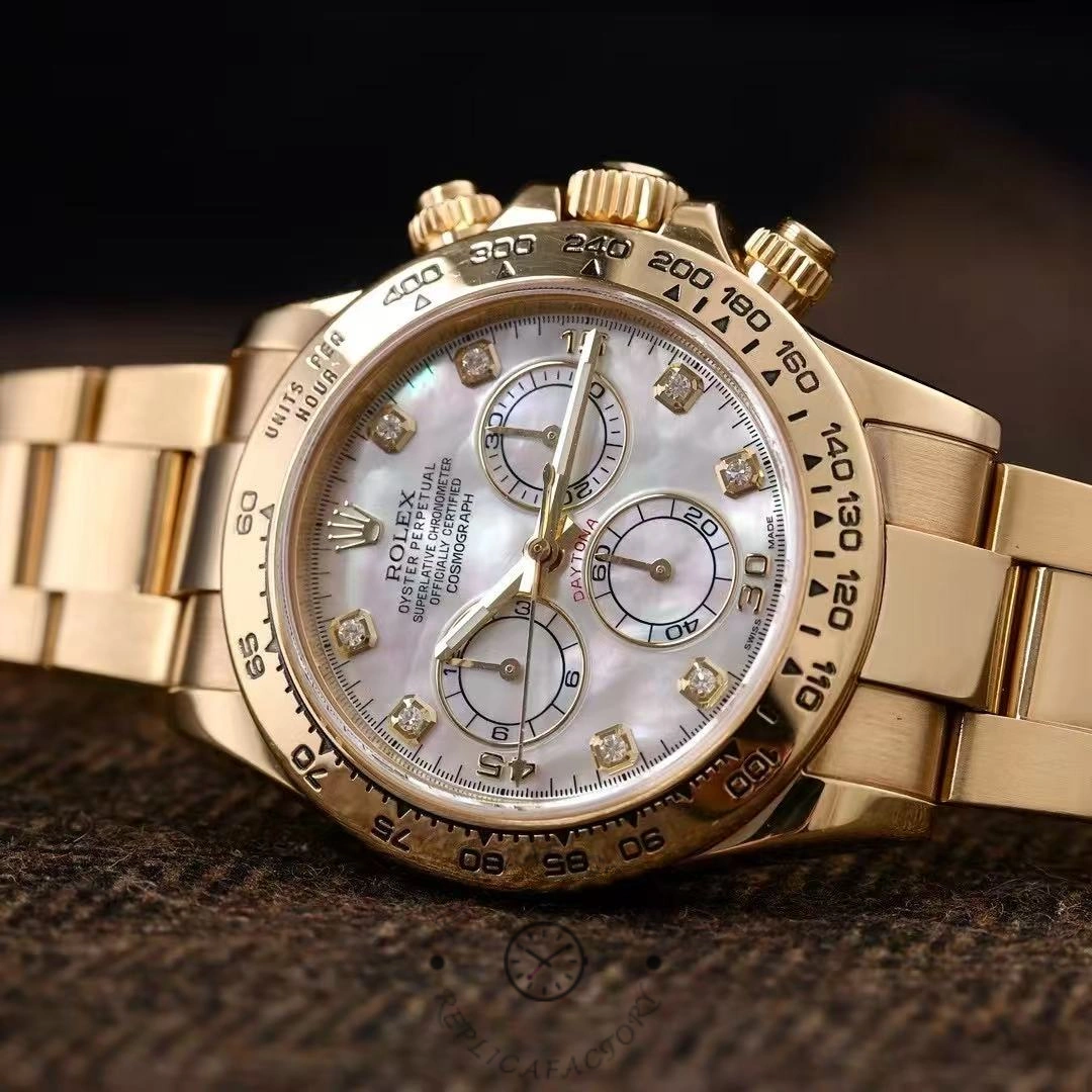 Close-up of Rolex Daytona 116508 0007 dial, mother-of-pearl with chronograph subdials.