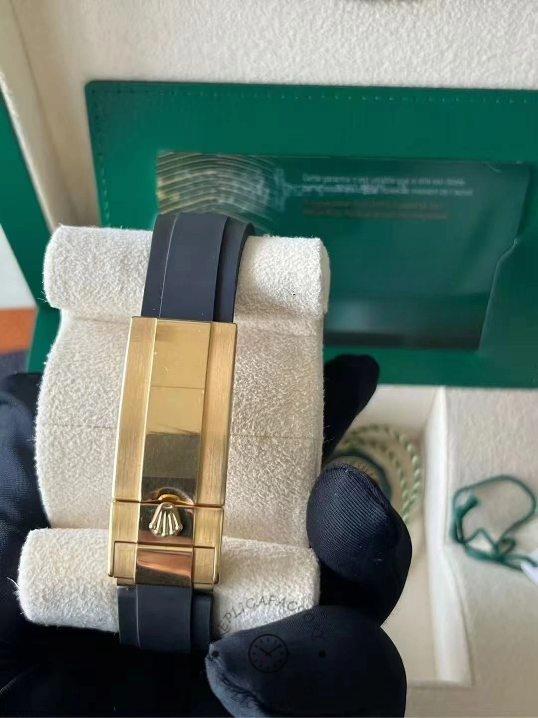 Strap and clasp view of the Rolex Yacht-Master M226658 0001 showing gold clasp hardware.