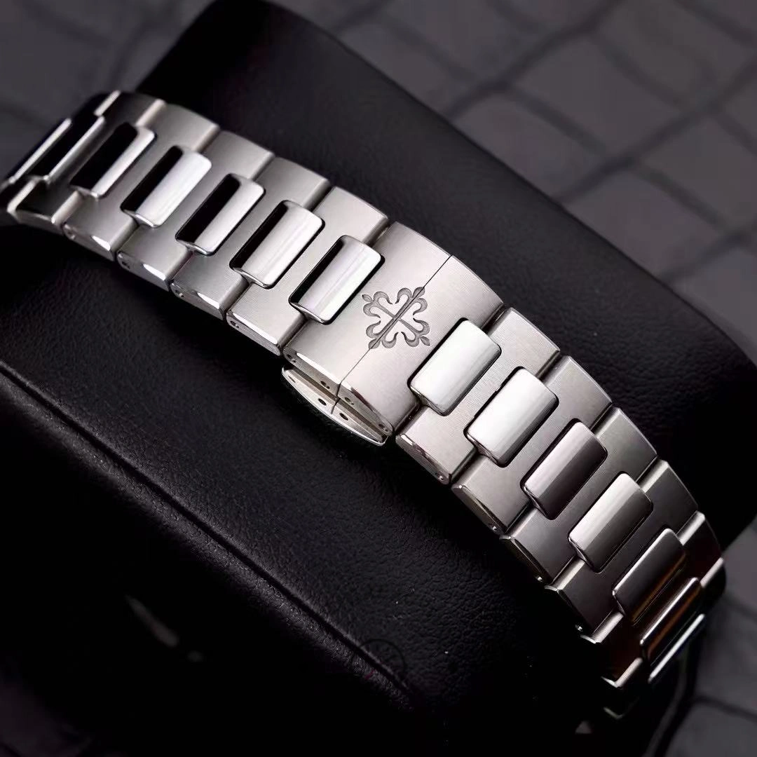 Patek Philippe Ladies Nautilus Stainless Steel 7118 1A 010