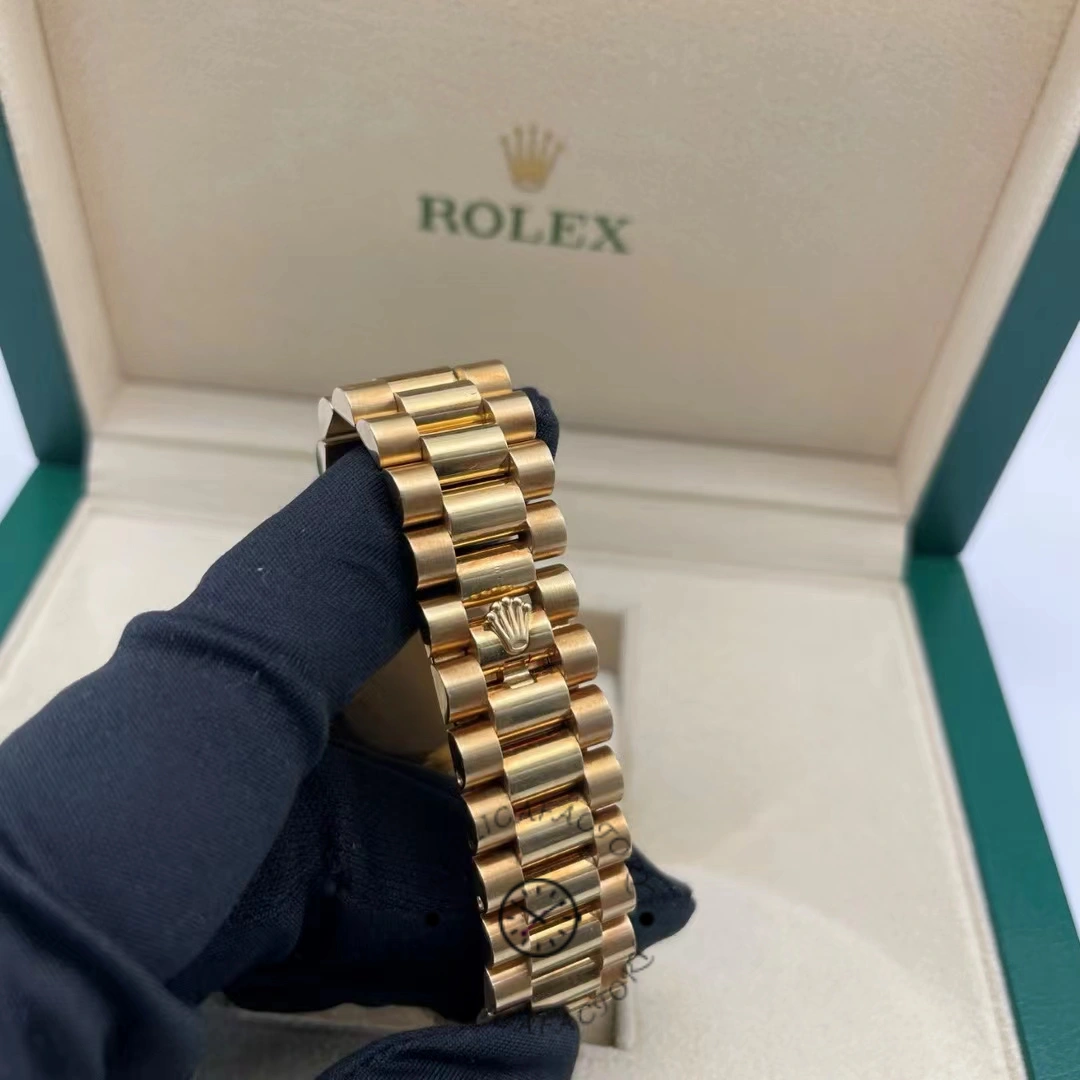Rolex Day-Date 118238 White Mother of Pearl Roman Dial 36mm