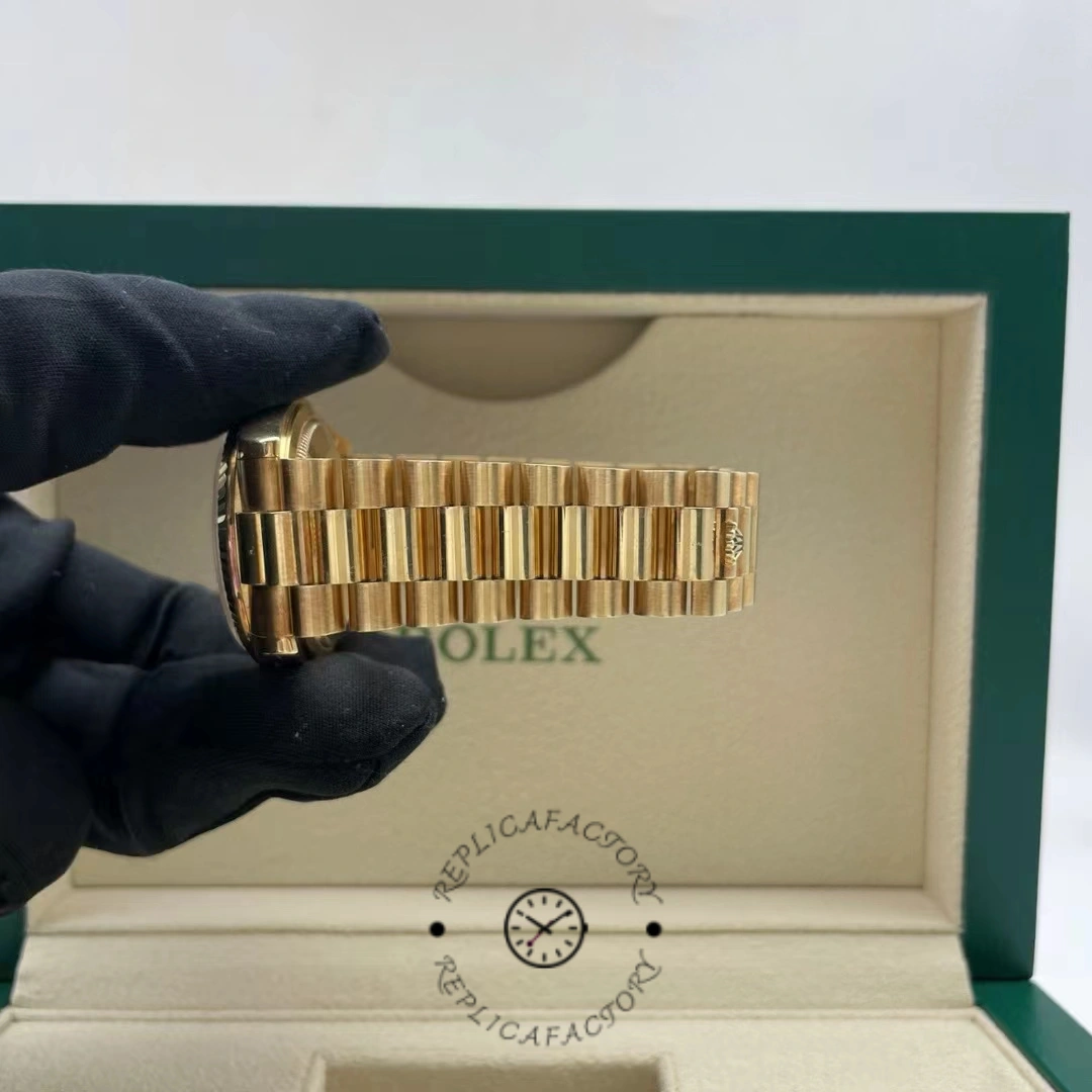 Rolex Day-Date 118238 White Mother of Pearl Roman Dial 36mm