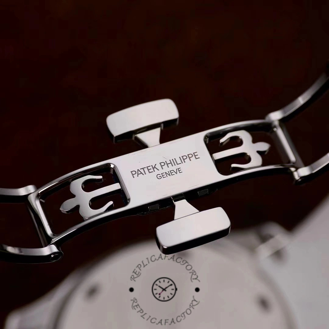 Replica Patek Philippe Aquanaut White 5067A 024 36mm Lady Watch